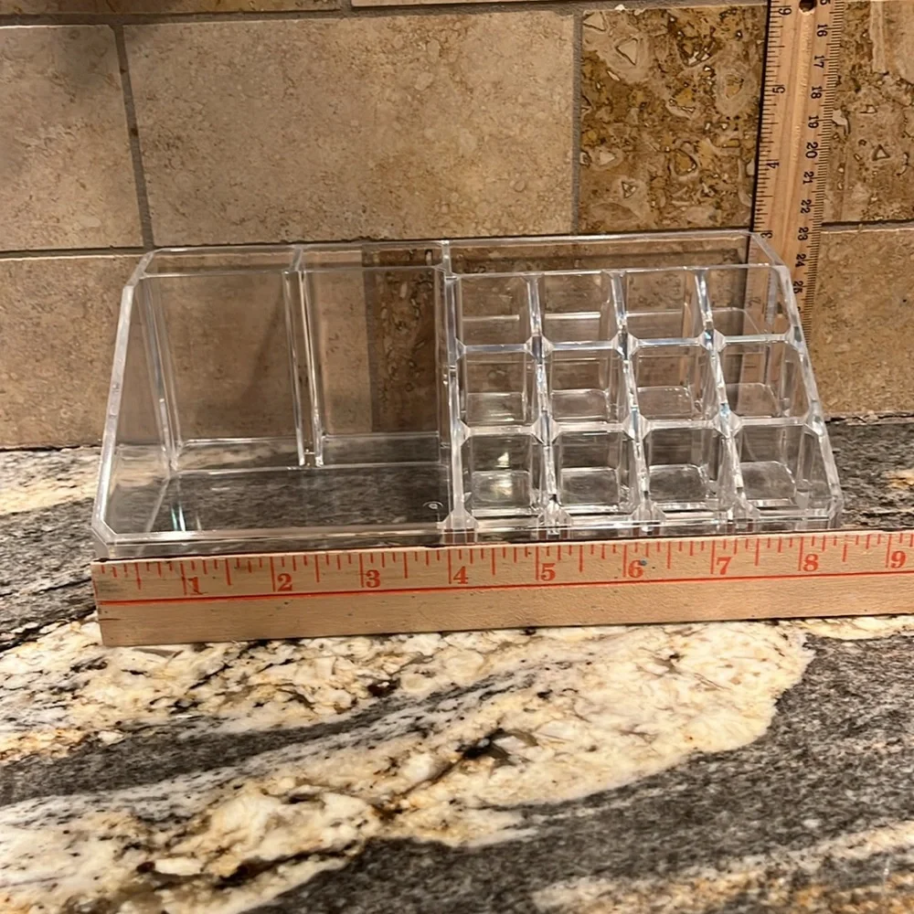 Clear Polycarbonate Makeup organizer 16 lipstick